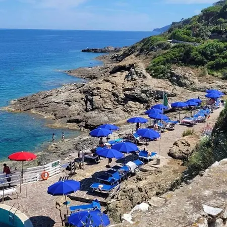 Grazioso Monolocale Isola D'elba * Capo D'arco